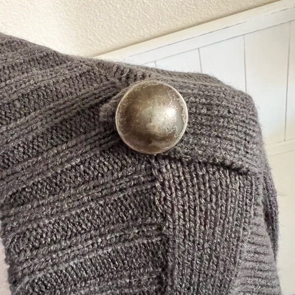 NWOT - Charming Charlie’s Gray Sweater with Rustic Metal Buttons - Picture 4 of 6